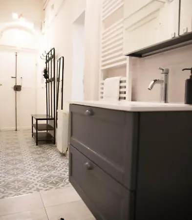Notari Apartment *