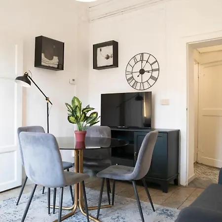 Apartment Notari *